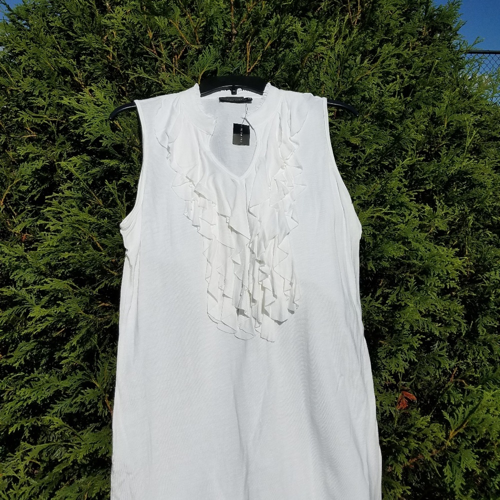 Sleeveless top